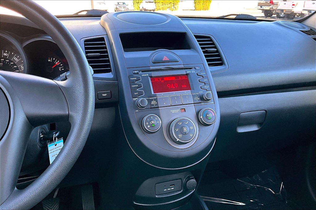 Thumbnail: 2011 Kia Soul - 14