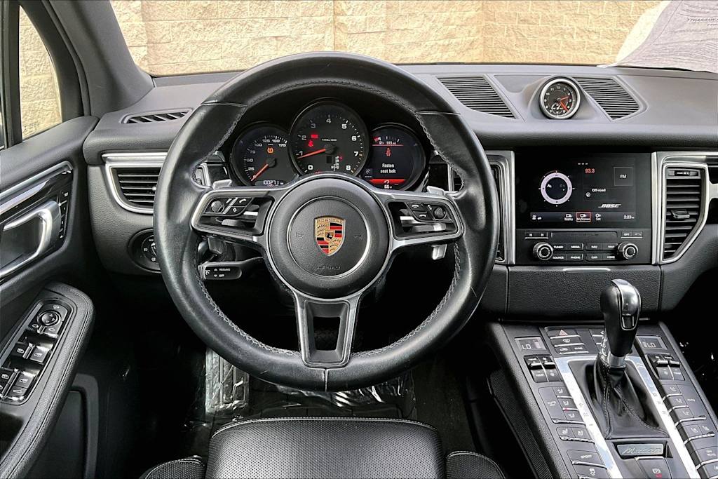 Thumbnail: 2018 Porsche Macan - 14