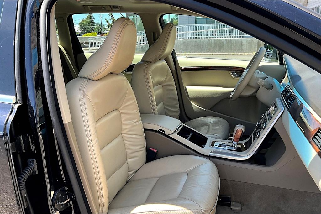 Thumbnail: 2011 Volvo XC70 - 21