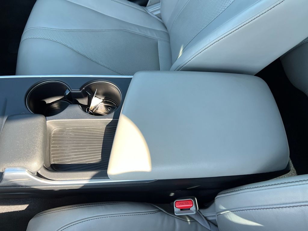 Thumbnail: 2021 Acura TLX - 18