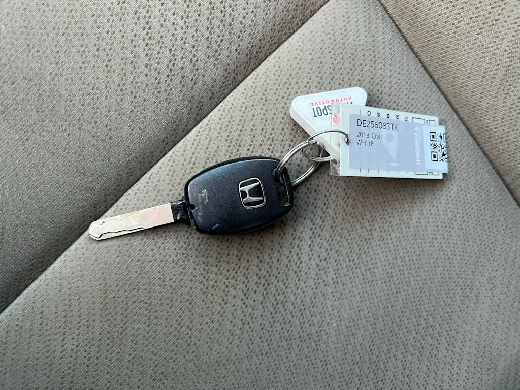 Thumbnail: 2013 Honda Civic - 19