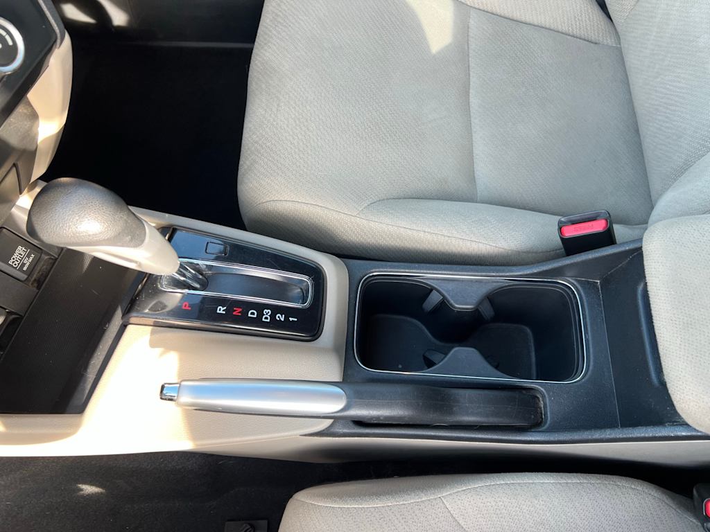 Thumbnail: 2013 Honda Civic - 16