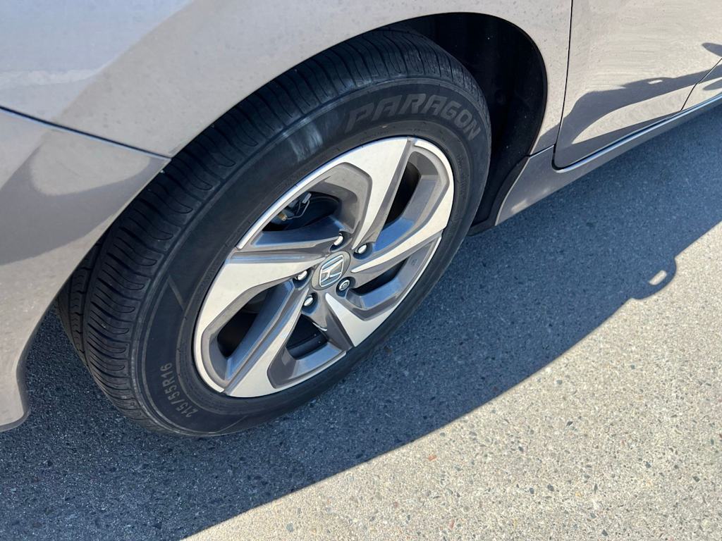 Thumbnail: 2019 Honda Insight - 27