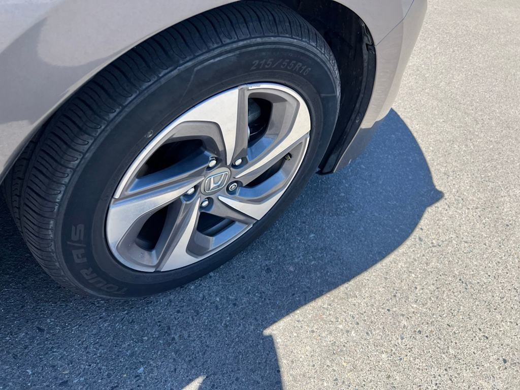 Thumbnail: 2019 Honda Insight - 30