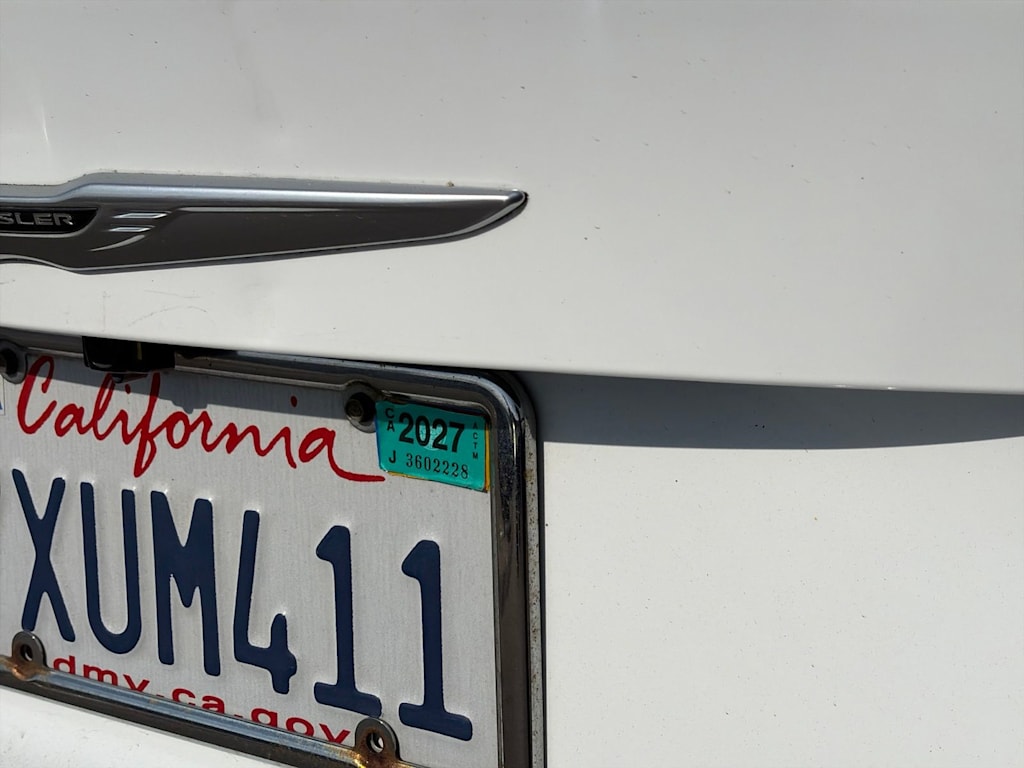 Thumbnail: 2015 Chrysler 200 - 5