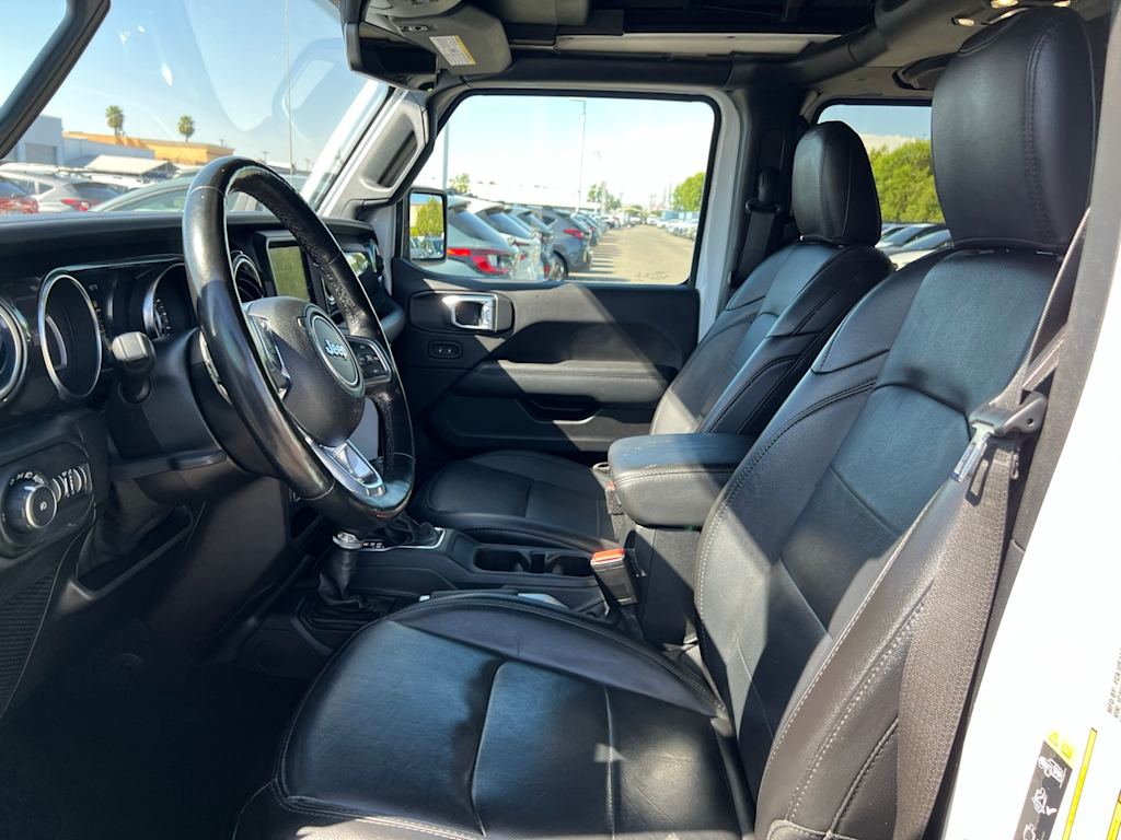 Thumbnail: 2021 Jeep Wrangler - 9