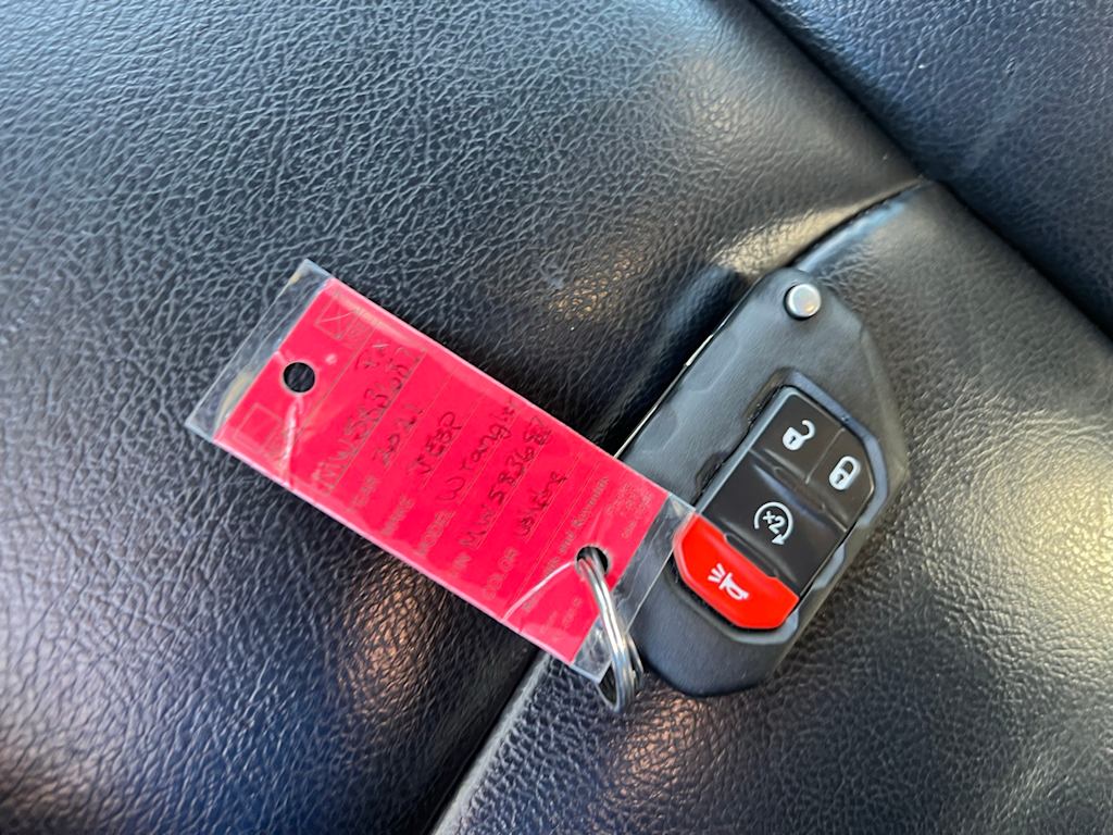 Thumbnail: 2021 Jeep Wrangler - 18
