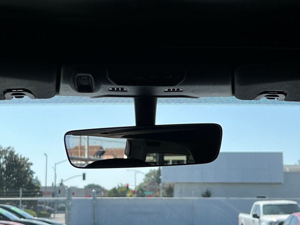 Thumbnail: 2021 Jeep Wrangler - 34