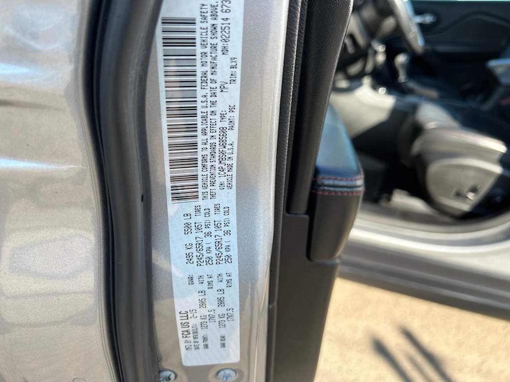 Thumbnail: 2015 Jeep Cherokee - 19