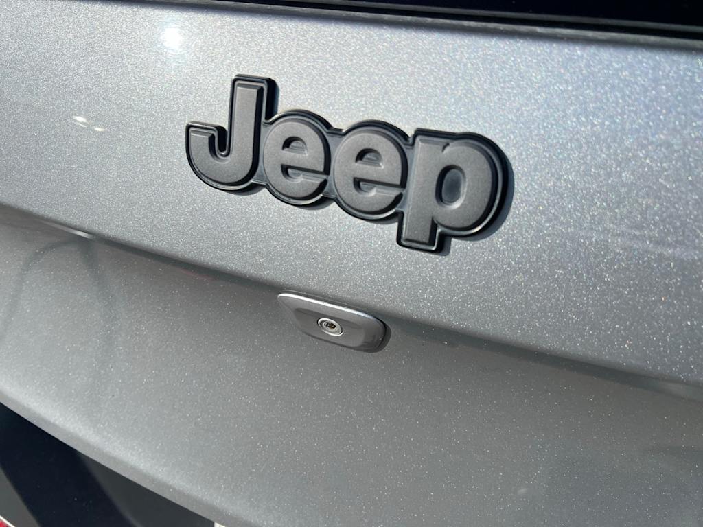 Thumbnail: 2015 Jeep Cherokee - 20