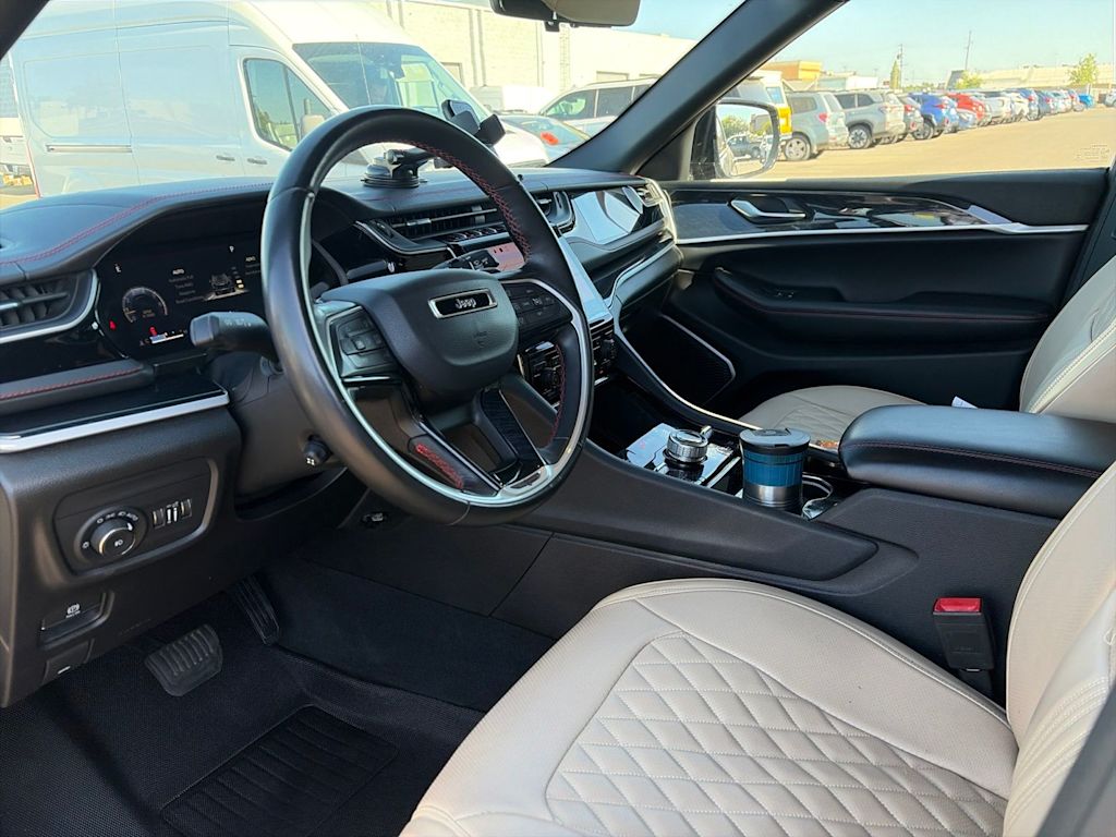 Thumbnail: 2022 Jeep Grand Cherokee - 2