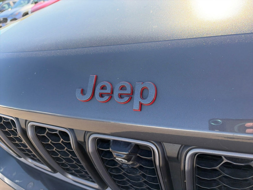 Thumbnail: 2022 Jeep Grand Cherokee - 19