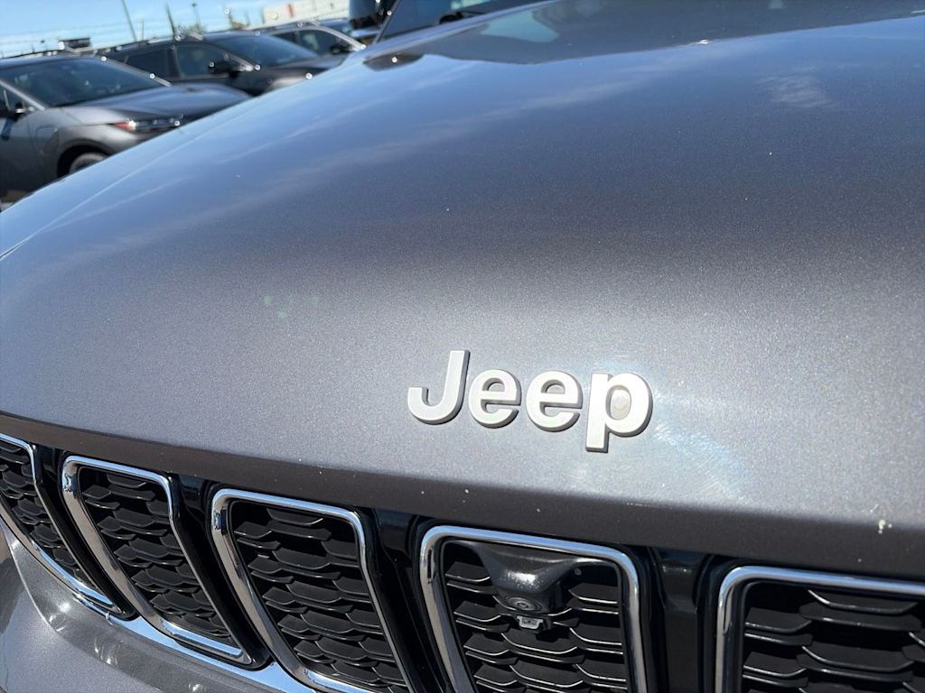 Thumbnail: 2024 Jeep Grand Cherokee L - 6
