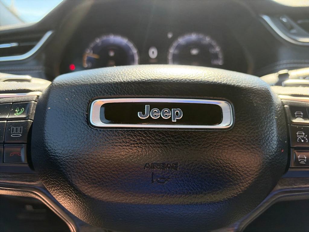 Thumbnail: 2024 Jeep Grand Cherokee L - 40