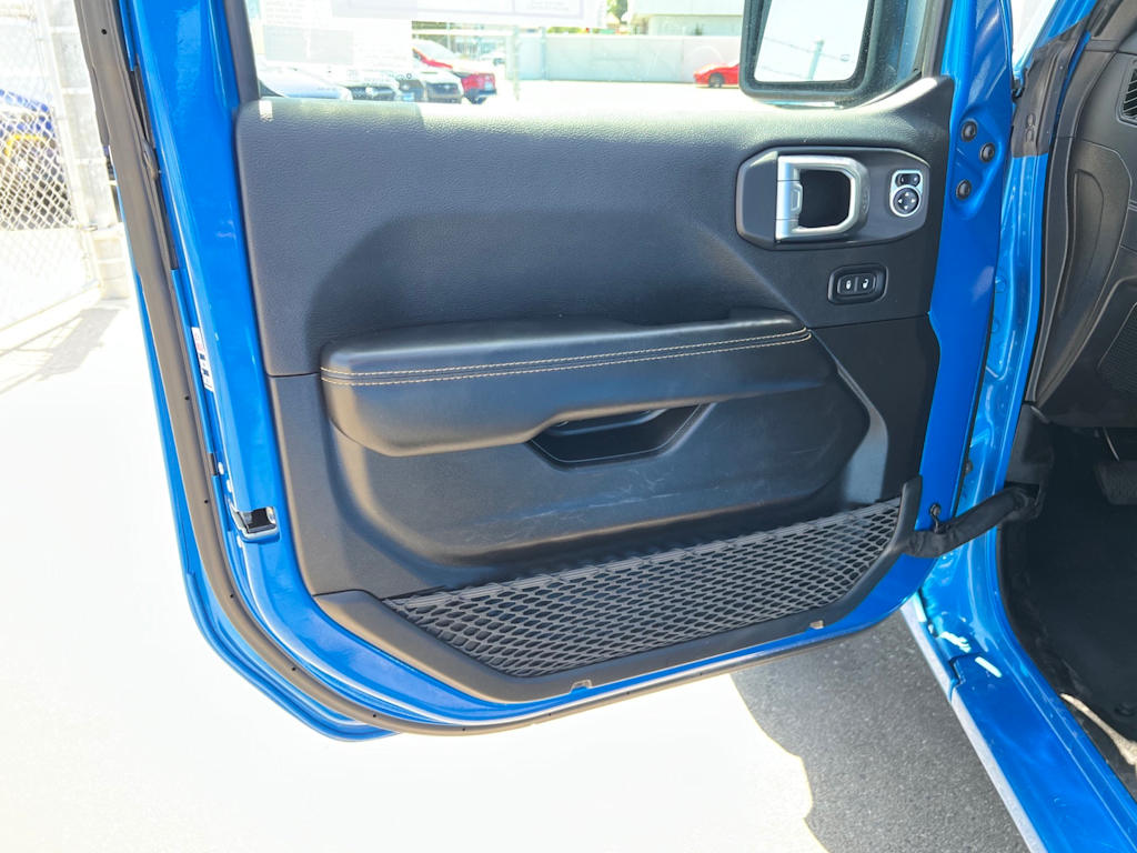 Thumbnail: 2024 Jeep Wrangler - 25