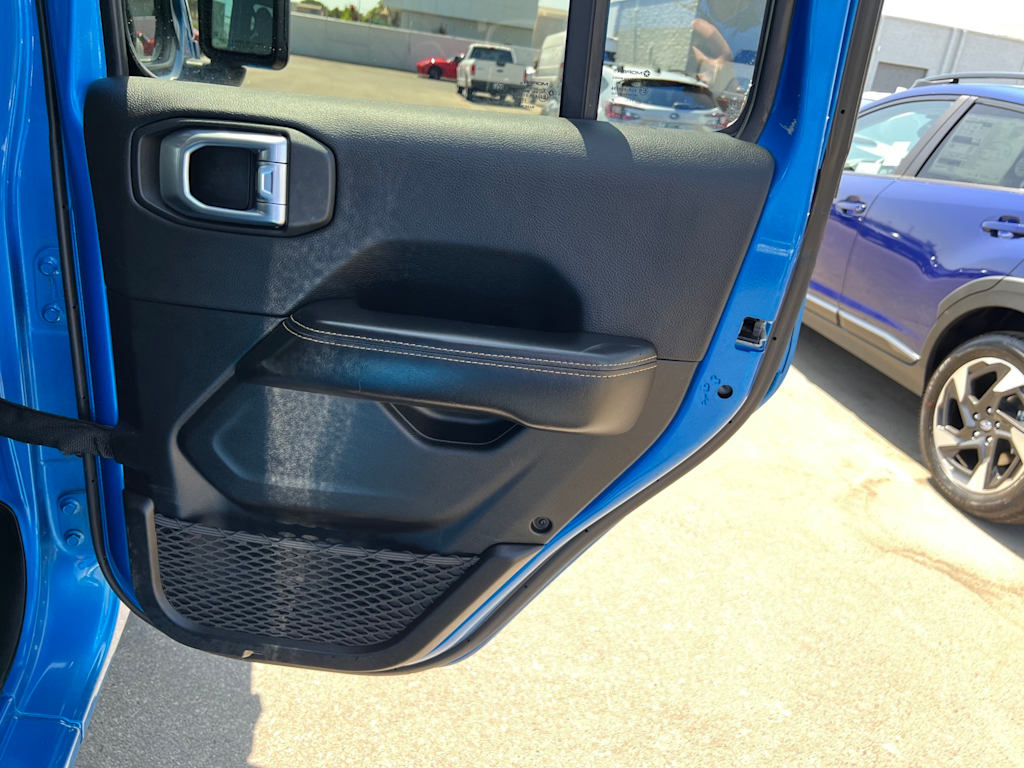 Thumbnail: 2024 Jeep Wrangler - 32