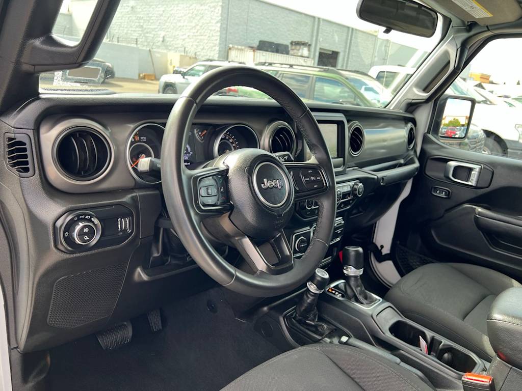 Thumbnail: 2023 Jeep Gladiator - 2