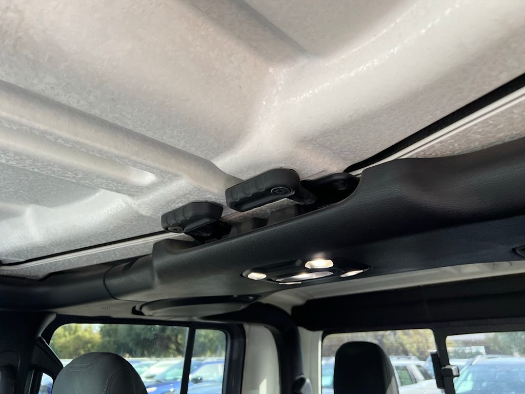 Thumbnail: 2021 Jeep Gladiator - 35