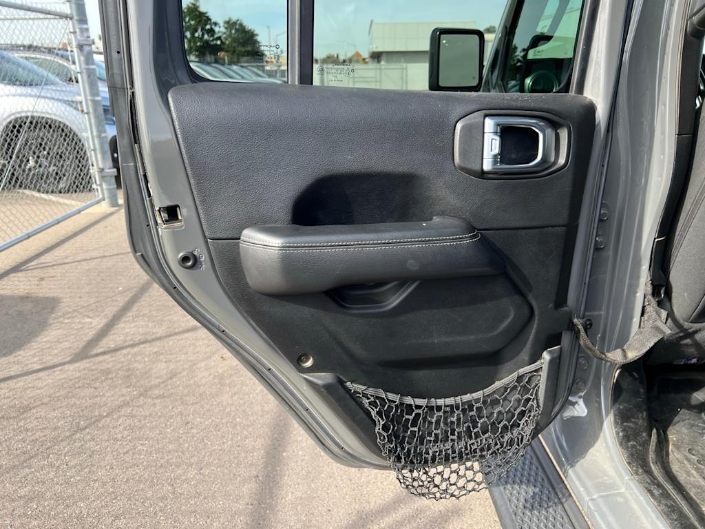 Thumbnail: 2021 Jeep Gladiator - 26