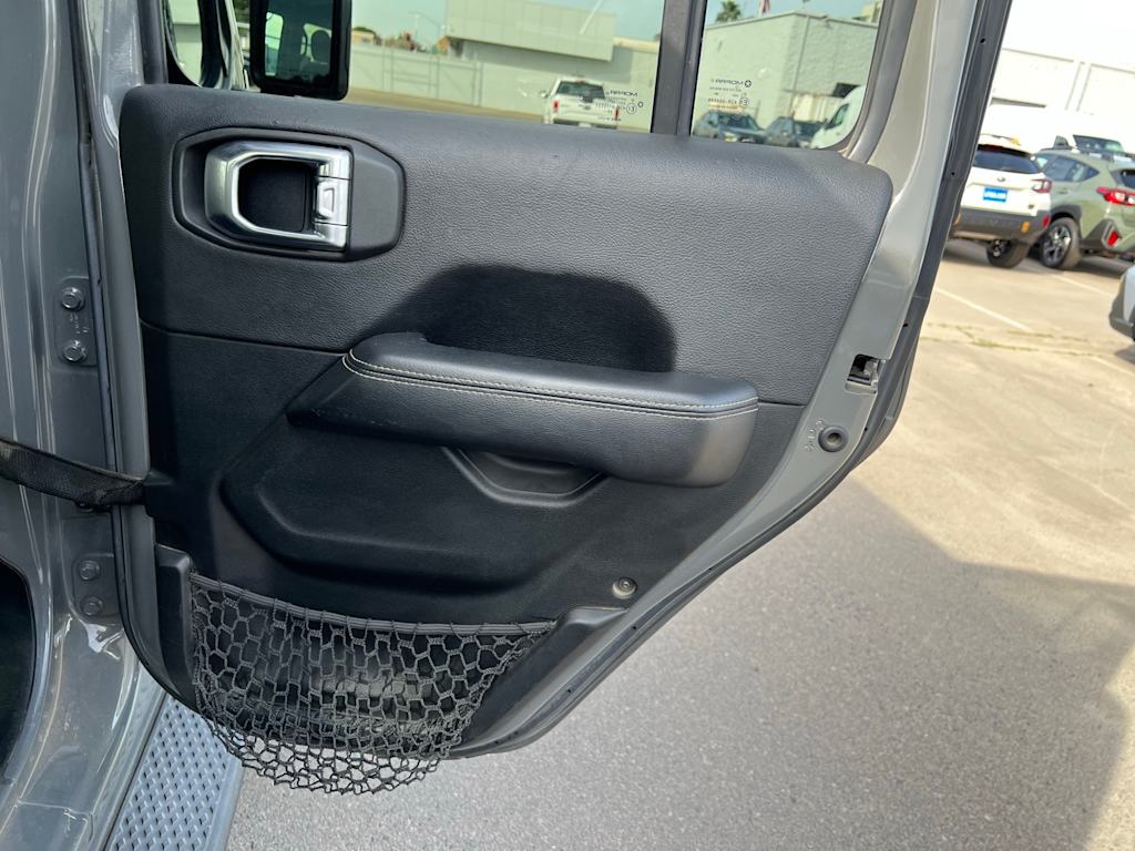 Thumbnail: 2021 Jeep Gladiator - 29