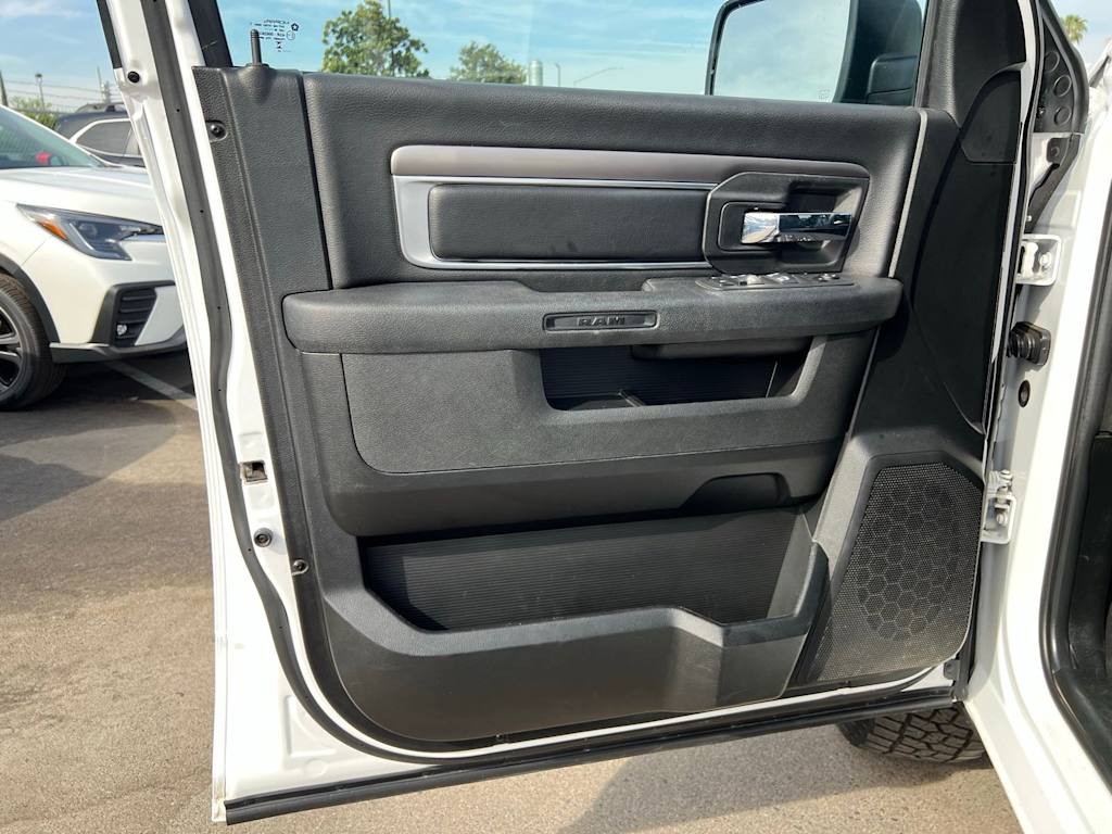 Thumbnail: 2024 RAM 1500 - 23