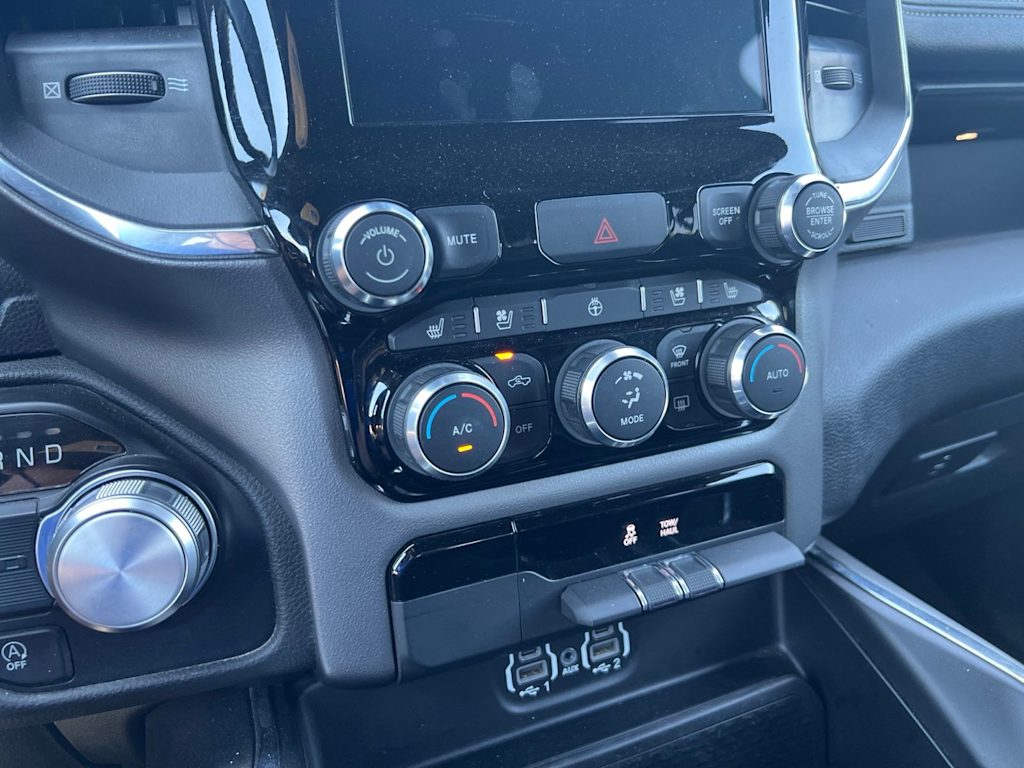 Thumbnail: 2024 RAM 1500 - 30