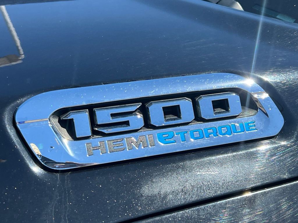 Thumbnail: 2024 RAM 1500 - 17