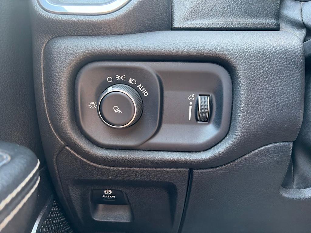 Thumbnail: 2024 RAM 1500 - 40