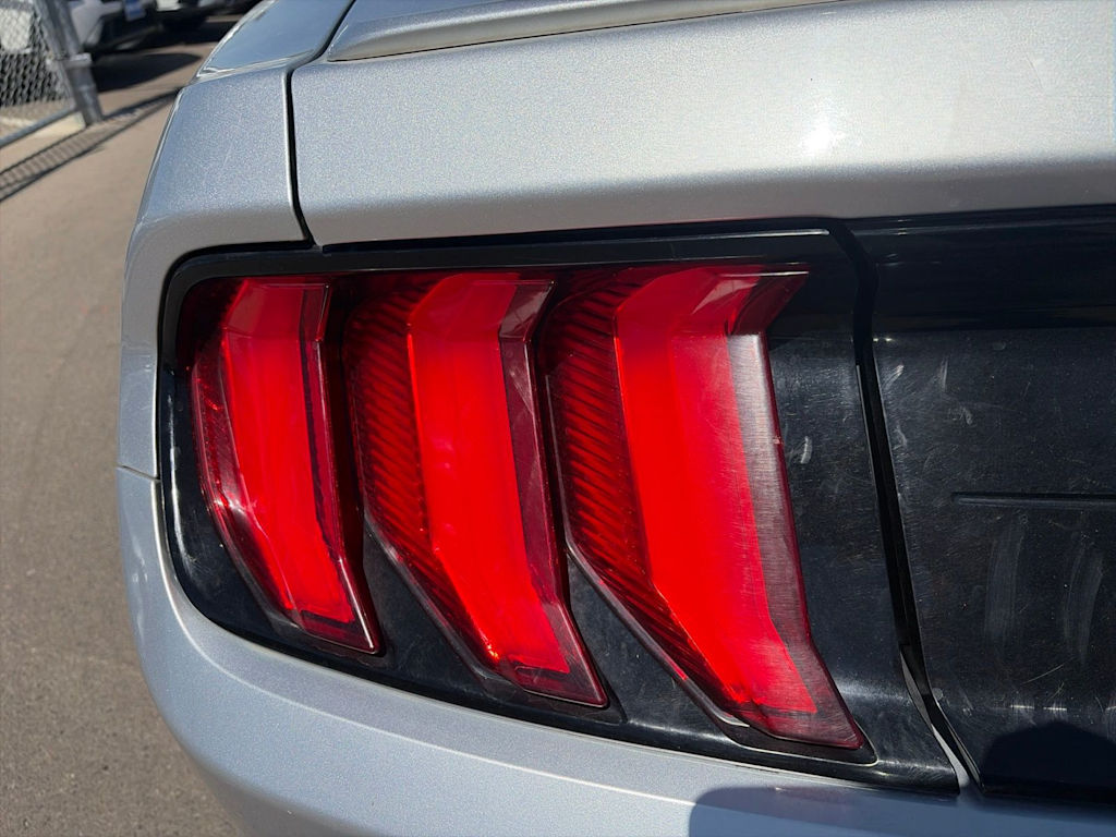 Thumbnail: 2018 Ford Mustang - 18