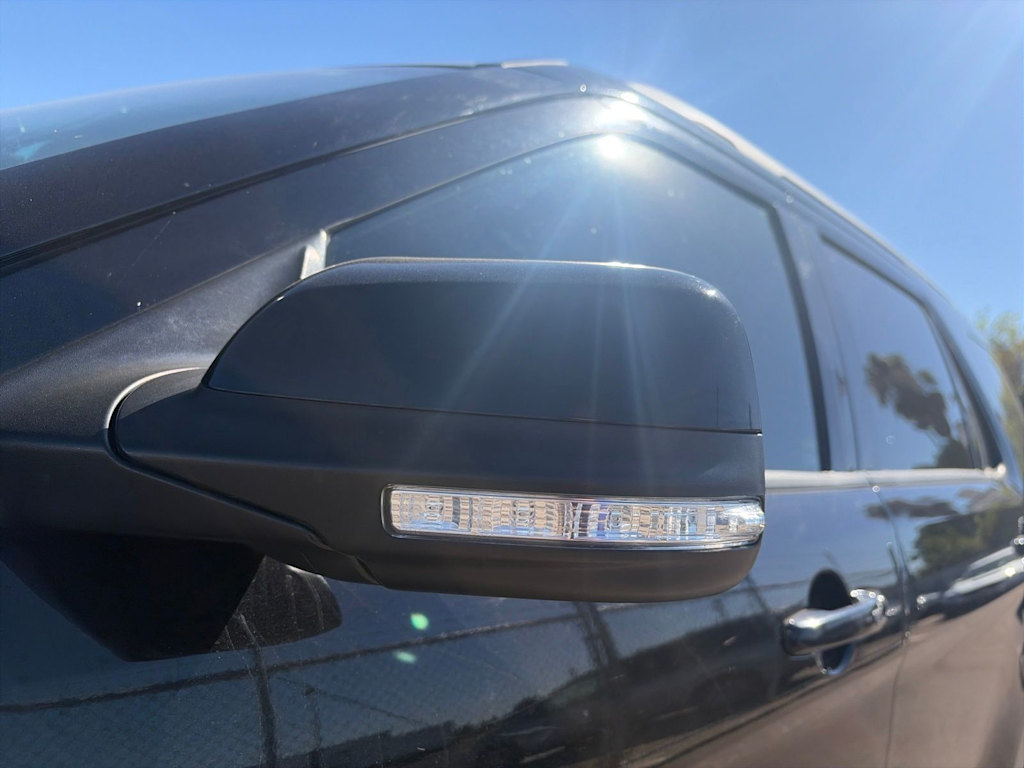 Thumbnail: 2018 Ford Explorer - 18