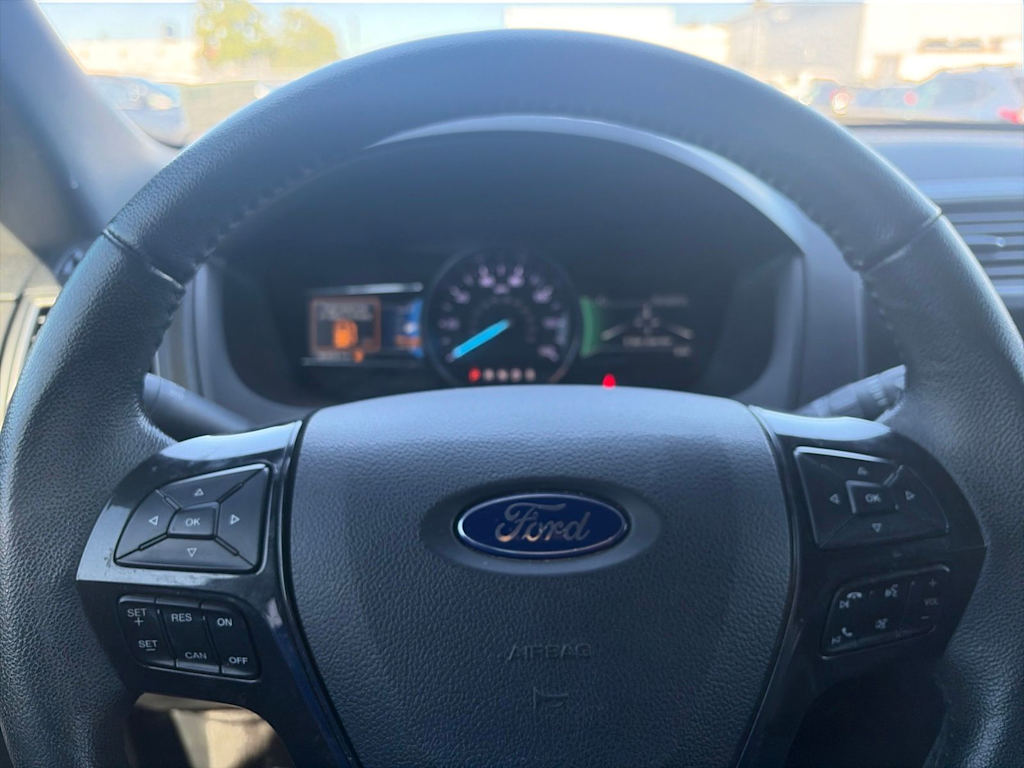 Thumbnail: 2018 Ford Explorer - 28