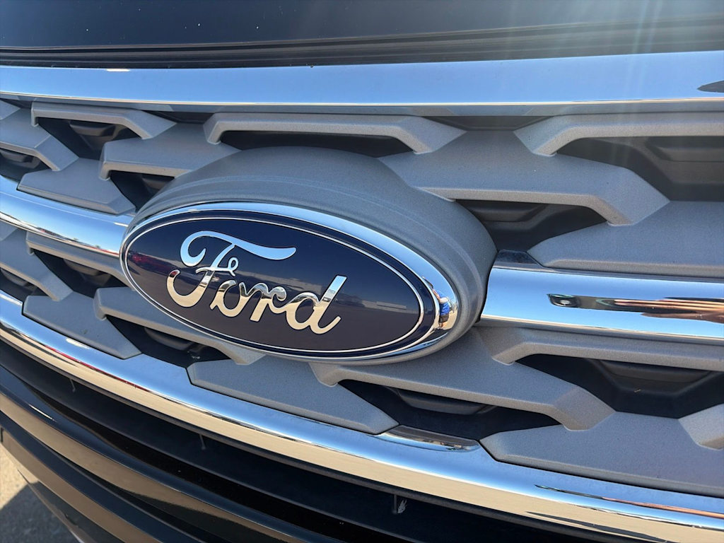 Thumbnail: 2018 Ford Explorer - 5