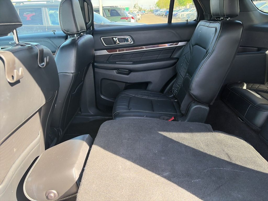 Thumbnail: 2018 Ford Explorer - 29