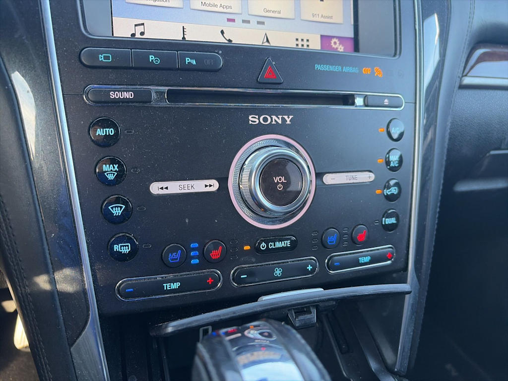 Thumbnail: 2018 Ford Explorer - 11