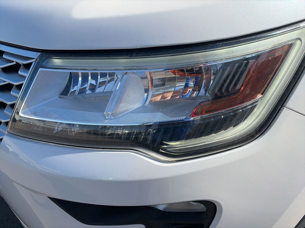 Thumbnail: 2018 Ford Explorer - 14