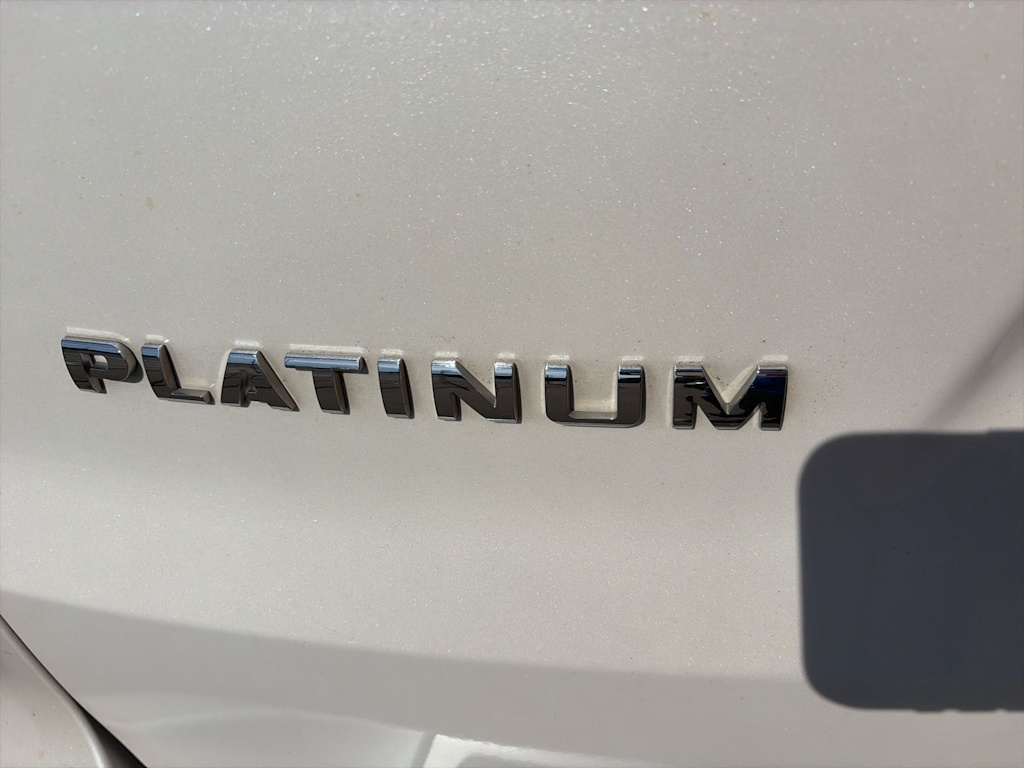 Thumbnail: 2018 Ford Explorer - 24