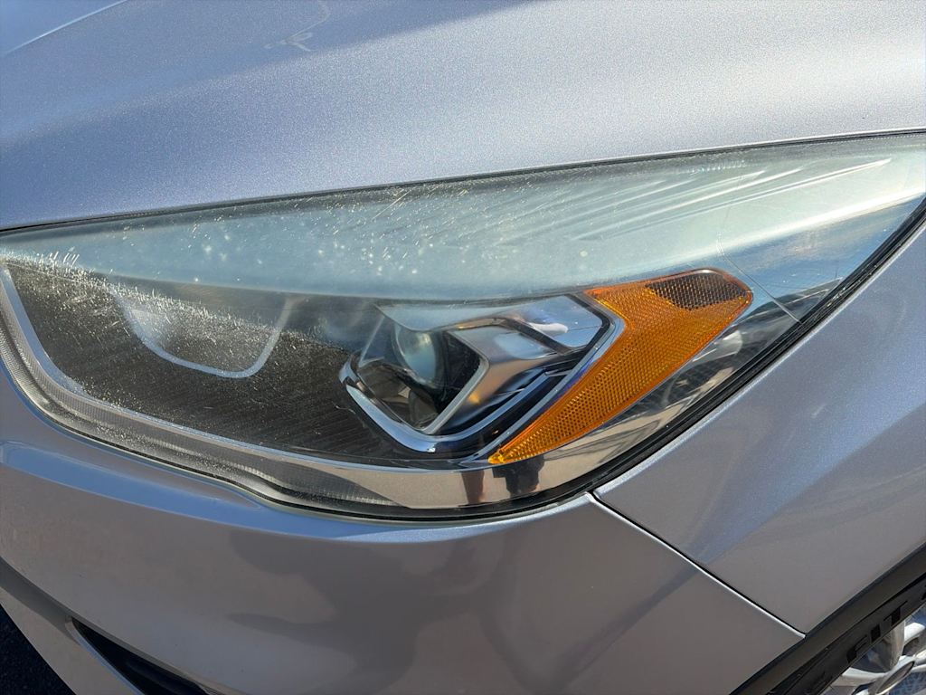 Thumbnail: 2017 Ford Escape - 15