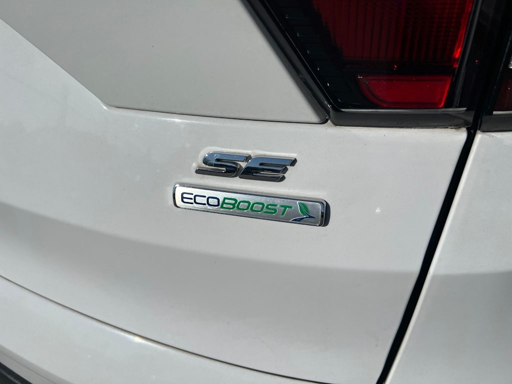Thumbnail: 2017 Ford Escape - 7