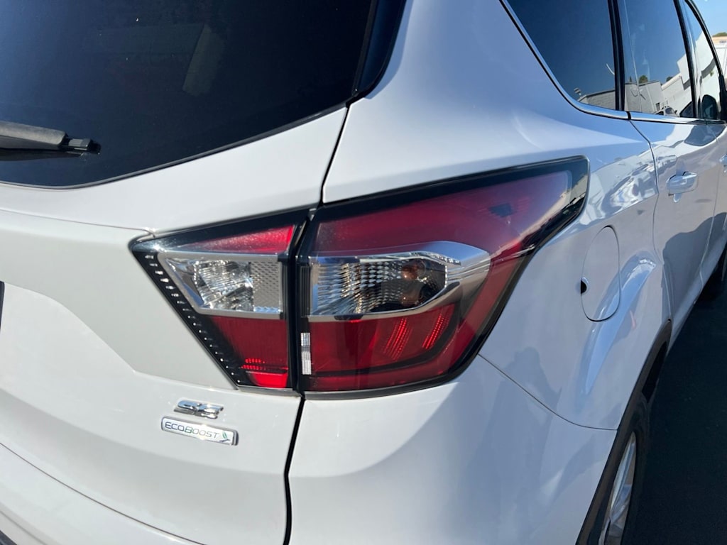 Thumbnail: 2017 Ford Escape - 24