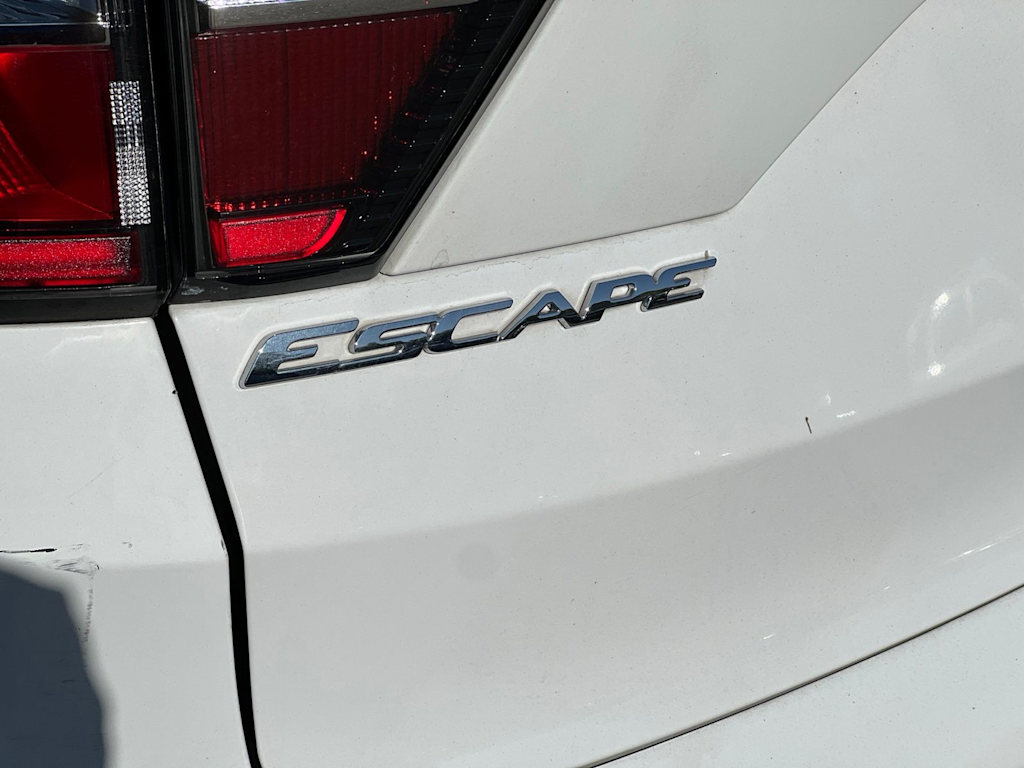 Thumbnail: 2017 Ford Escape - 26