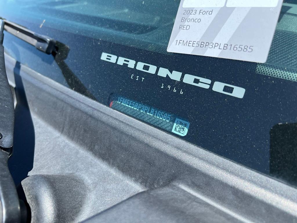 Thumbnail: 2023 Ford Bronco - 7