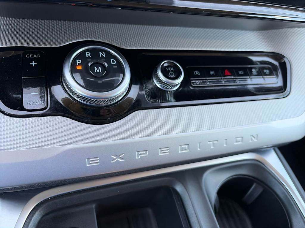 Thumbnail: 2025 Ford Expedition MAX - 29