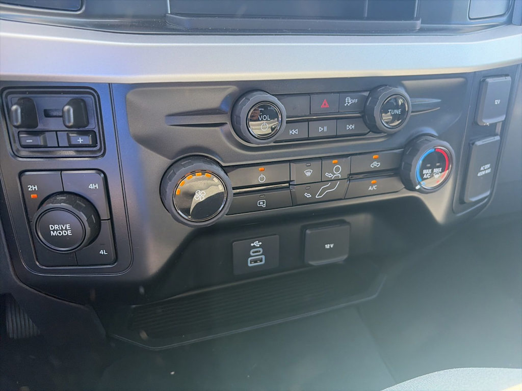 Thumbnail: 2025 Ford F-250 - 12
