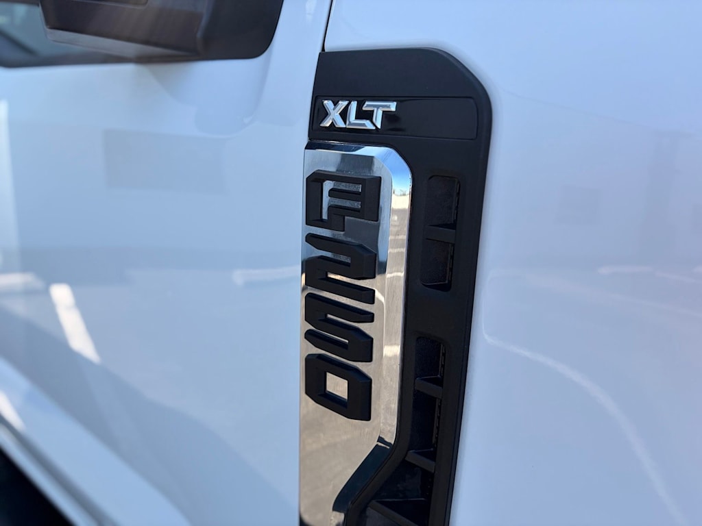 Thumbnail: 2025 Ford F-250 - 19