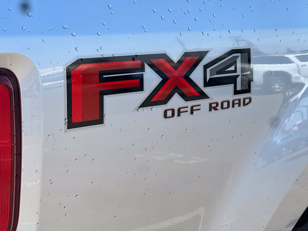 Thumbnail: 2021 Ford F-250 - 23