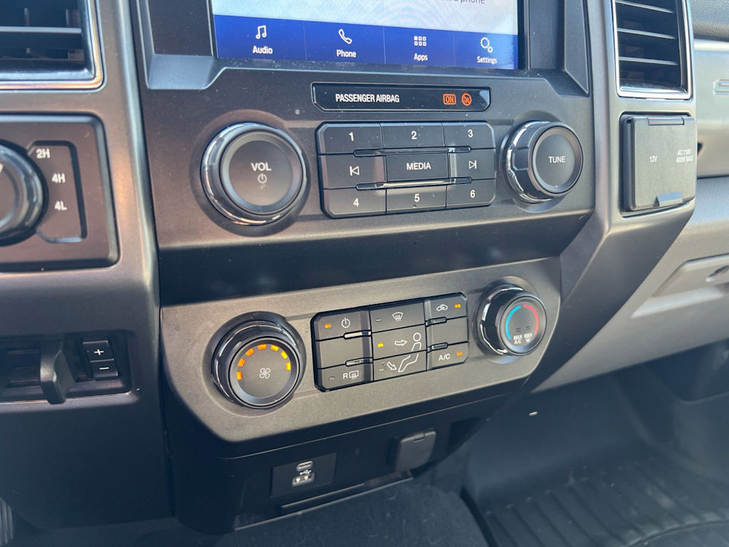 Thumbnail: 2021 Ford F-250 - 30