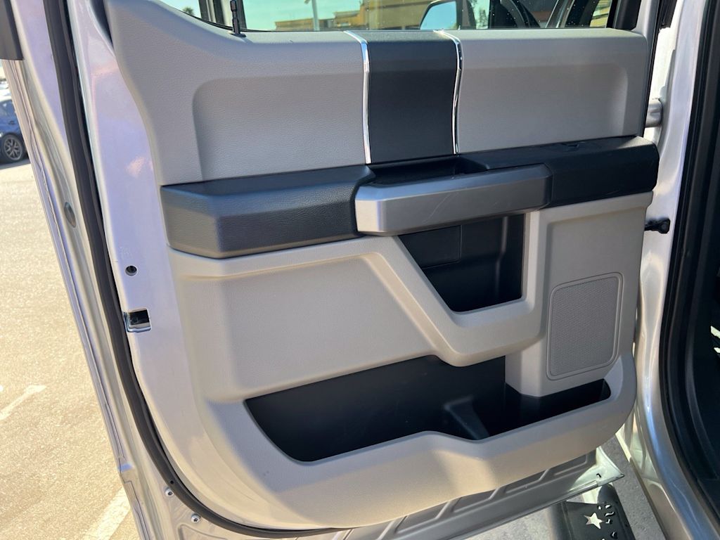 Thumbnail: 2021 Ford F-250 - 28