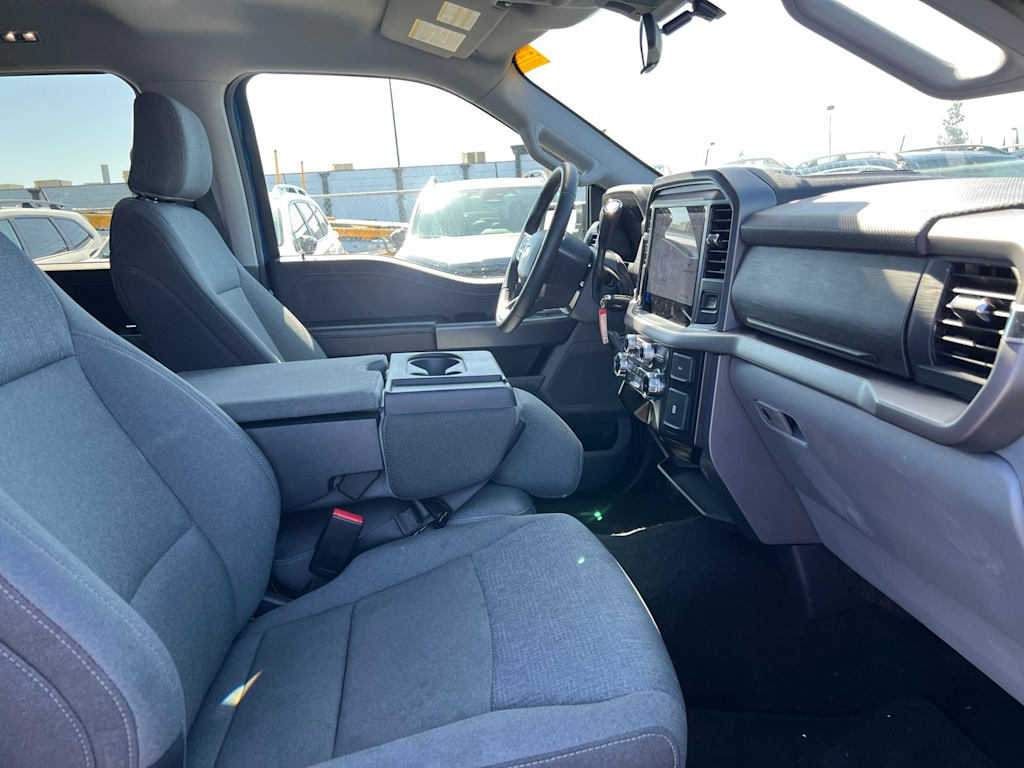 Thumbnail: 2025 Ford F-150 - 31