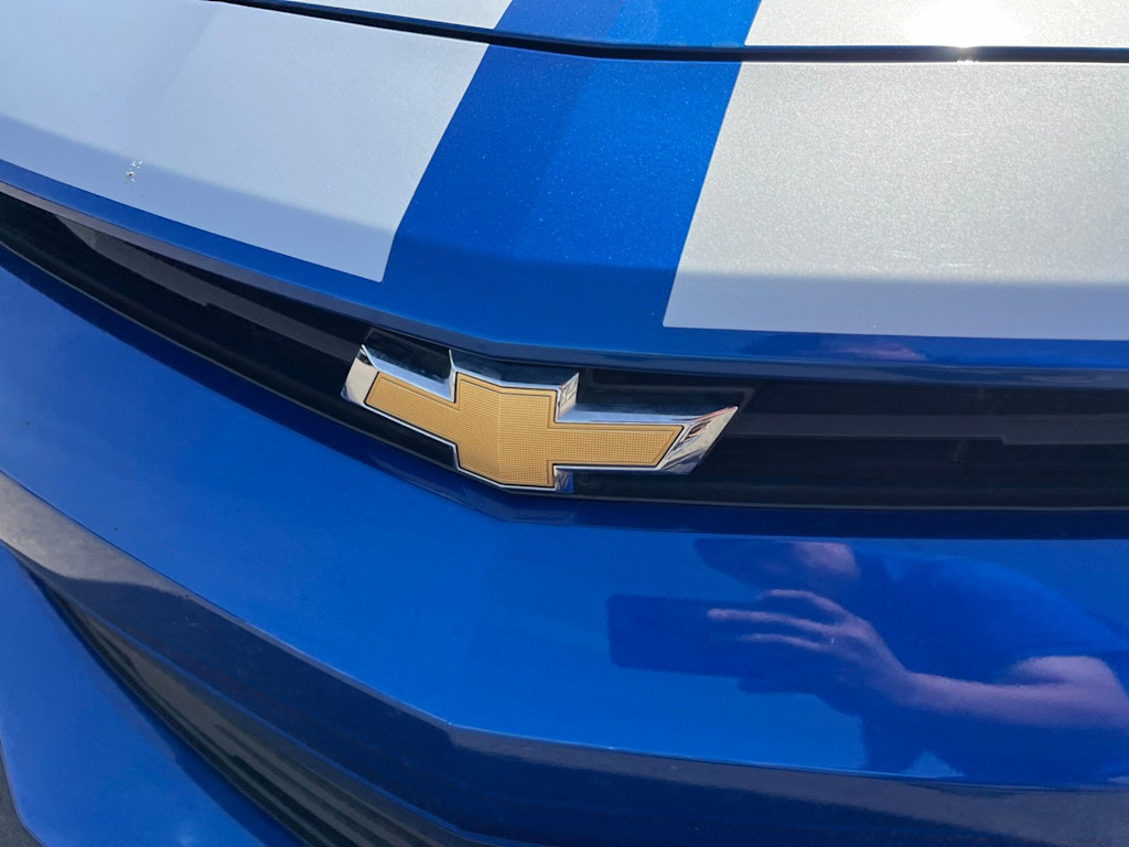 Thumbnail: 2018 Chevrolet Camaro - 16