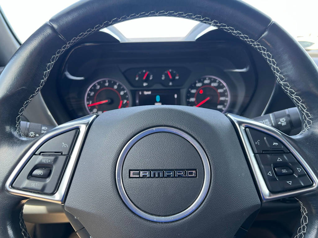 Thumbnail: 2018 Chevrolet Camaro - 10